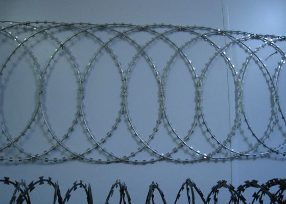 Electro Galvanized Razor Barbed Wire BTO 22 700MM Coil